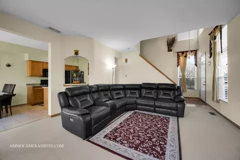 Living - 1058 Delta Dr, Elgin, IL 60123 photo 2 of 3