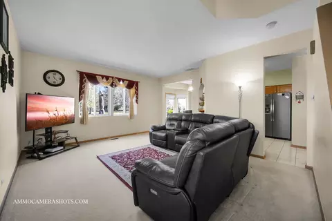Living - 1058 Delta Dr, Elgin, IL 60123 photo 1 of 3