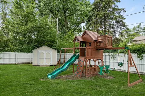 2201 Robin Ln, Rolling Meadows, IL 60008 photo 34