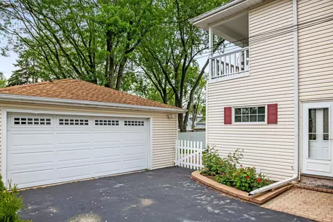 2201 Robin Ln, Rolling Meadows, IL 60008 photo 37
