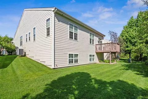 3852 Valhalla Dr, Elgin, IL 60124 photo 36