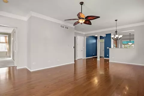3852 Valhalla Dr, Elgin, IL 60124 photo 12