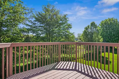 3852 Valhalla Dr, Elgin, IL 60124 photo 14