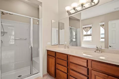 3852 Valhalla Dr, Elgin, IL 60124 photo 23
