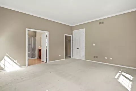 3852 Valhalla Dr, Elgin, IL 60124 photo 22