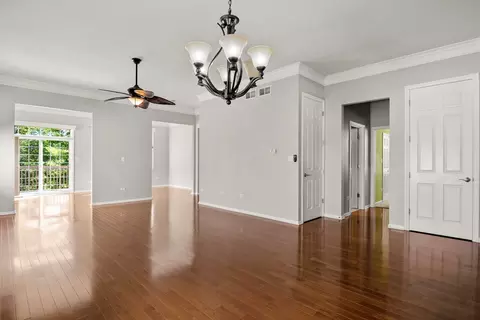 3852 Valhalla Dr, Elgin, IL 60124 photo 11