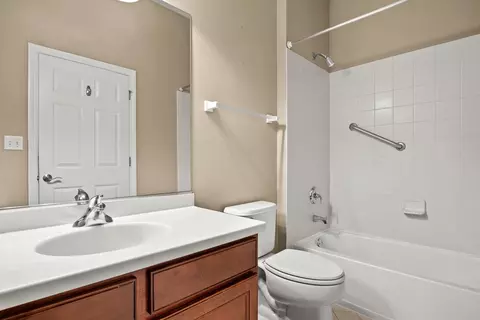 3852 Valhalla Dr, Elgin, IL 60124 photo 28