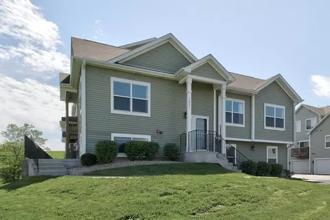 1311 Carolyn Ct, Yorkville, IL 60560