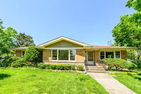 17548 Dundee Ave, Homewood, IL 60430
