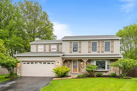 2041 S Valley Rd, Lombard, IL 60148