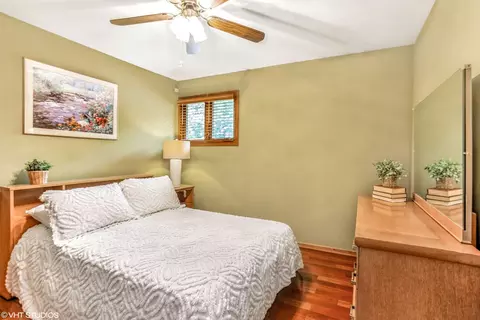519 Hampton Cir, Bartlett, IL 60103 photo 11