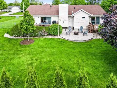 Exterior - 104 S Pintail Ln, Downs, IL 61736 photo 11 of 12