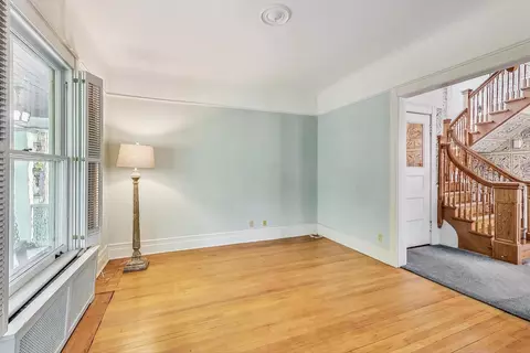 Living - 174 Addison Rd, Riverside, IL 60546 photo 2 of 4