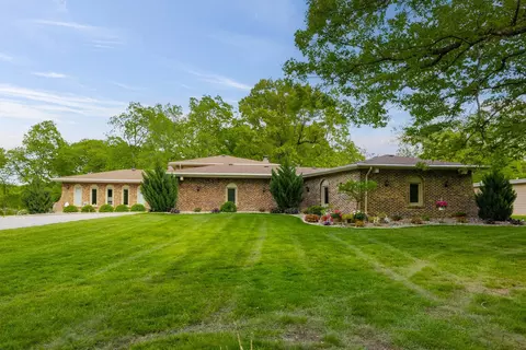 516 E Bemes Rd, Crete, IL 60417 photo 3