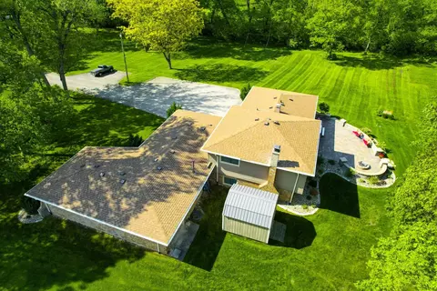516 E Bemes Rd, Crete, IL 60417 photo 28