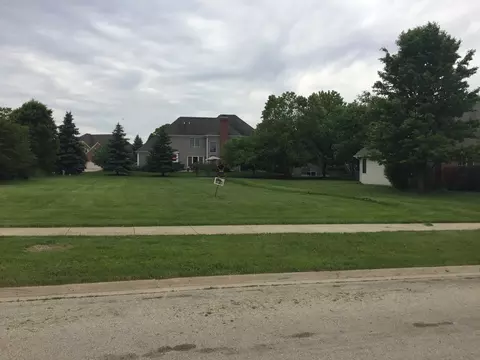 706 Brighton Dr, Sugar Grove, IL 60554