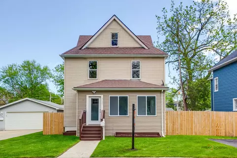 2605 Elizabeth Ave, Zion, IL 60099