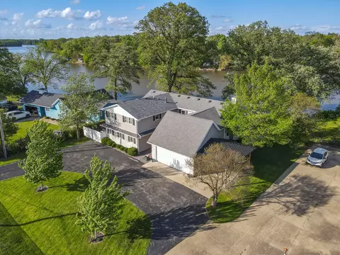 2611 River Rd, Kankakee, IL 60901 photo 1
