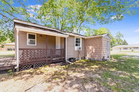 341 W Kennedy Rd, Braidwood, IL 60408