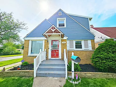 1546 State Line Rd, Calumet City, IL 60409