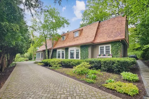 499 Washington Rd, Lake Forest, IL 60045