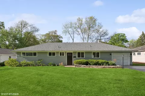 433 Turf Ln, Wheaton, IL 60187