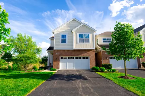 39 E Preserve Dr, Palatine, IL 60074