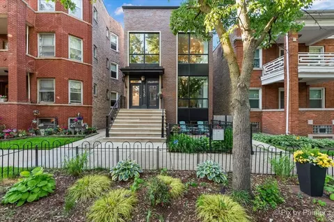 1438 W Catalpa Ave #301, Chicago, IL 60640