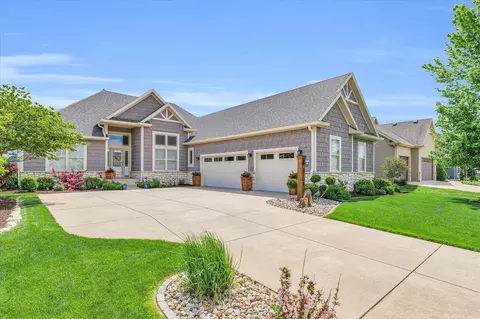 2108 Talans Dr, Champaign, IL 61822