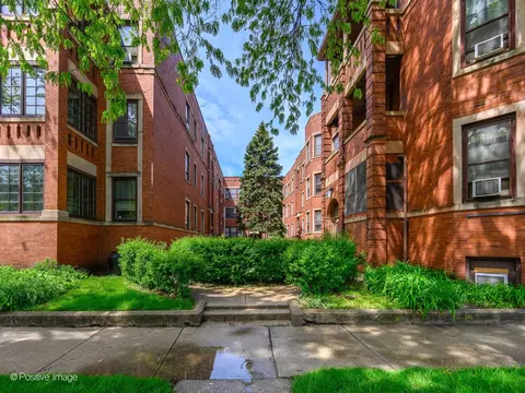 6102 S Kimbark Ave #3E, Chicago, IL 60637