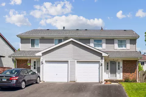 3913 Springlake Dr, Hanover Park, IL 60133