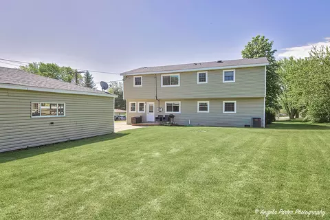 Exterior - 1304 Jasper Dr, Mchenry, IL 60051 photo 7 of 7