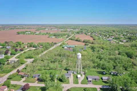View/Area - 1304 Jasper Dr, Mchenry, IL 60051 photo 1 of 7