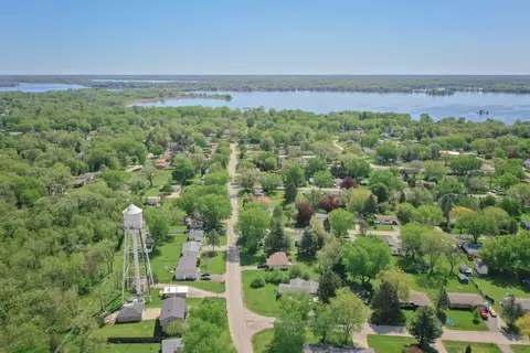 View/Area - 1304 Jasper Dr, Mchenry, IL 60051 photo 5 of 7