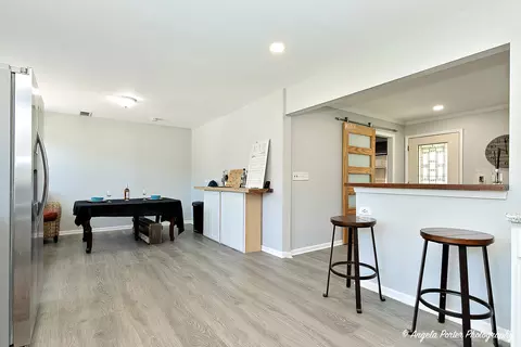 Dining - 1304 Jasper Dr, Mchenry, IL 60051 photo 2 of 2