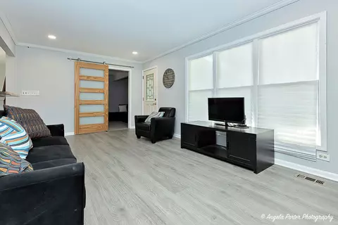 Other - 1304 Jasper Dr, Mchenry, IL 60051 photo 3 of 10
