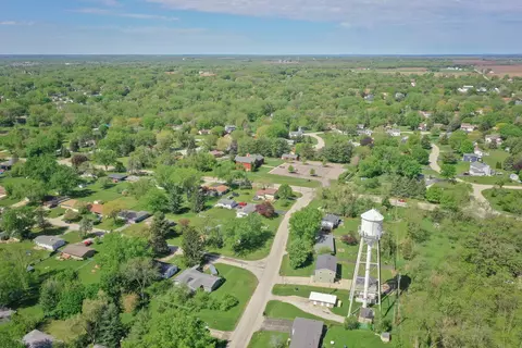 View/Area - 1304 Jasper Dr, Mchenry, IL 60051 photo 2 of 7