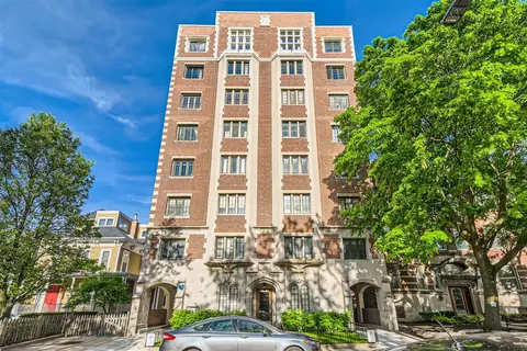 5617 S Dorchester Ave #4N, Chicago, IL 60637