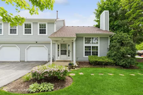 99 Hazelnut Dr, Streamwood, IL 60107