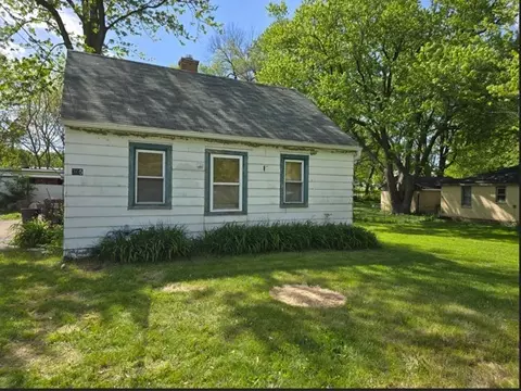 305 Garver Ave, Rockford, IL 61102