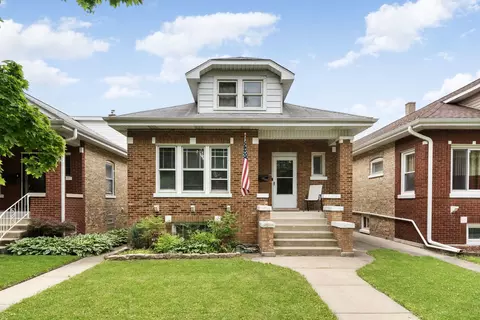 6131 W Grace St, Chicago, IL 60634