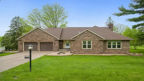 12418 N Gate Ct, Roscoe, IL 61073