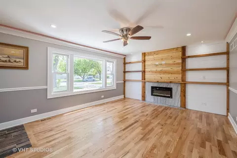 7926 Lorel Ave, Burbank, IL 60459 photo 2
