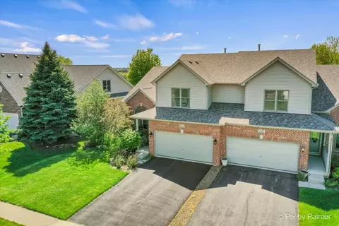556 Sudbury Cir, Oswego, IL 60543