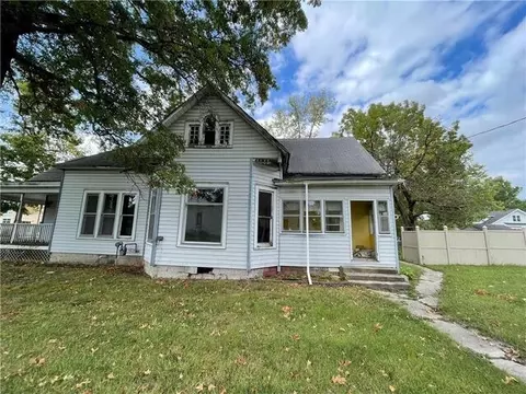 Other - 803 N 6th St, Marshall, IL 62441 photo 1 of 7