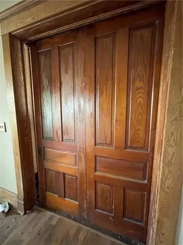 Entry Way - 803 N 6th St, Marshall, IL 62441 photo 1 of 3