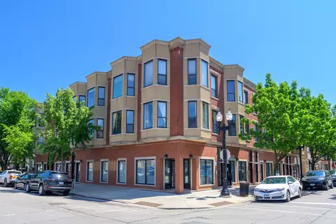 2401 S Oakley Ave #206, Chicago, IL 60608