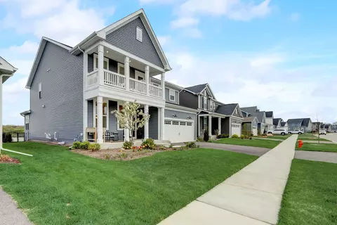 Exterior - 2311 Lucent Ln, Naperville, IL 60563 photo 2 of 11