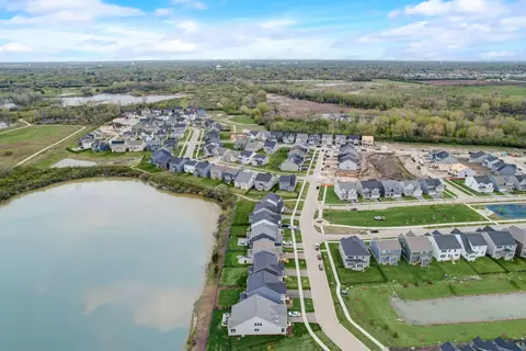 View/Area - 2311 Lucent Ln, Naperville, IL 60563 photo 2 of 4