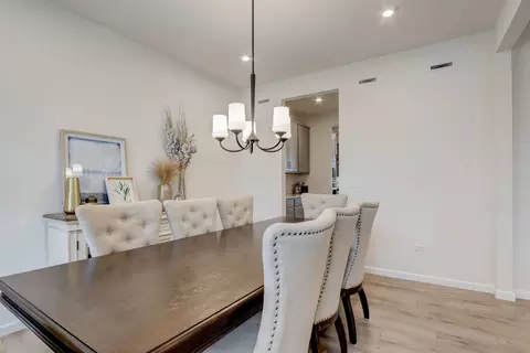 Dining - 2311 Lucent Ln, Naperville, IL 60563 photo 2 of 4
